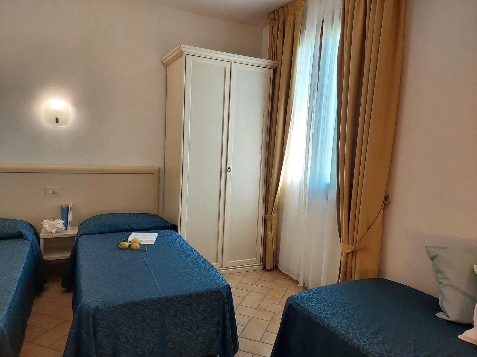 Lido Azzurro Residence Capoliveri  Habitación foto