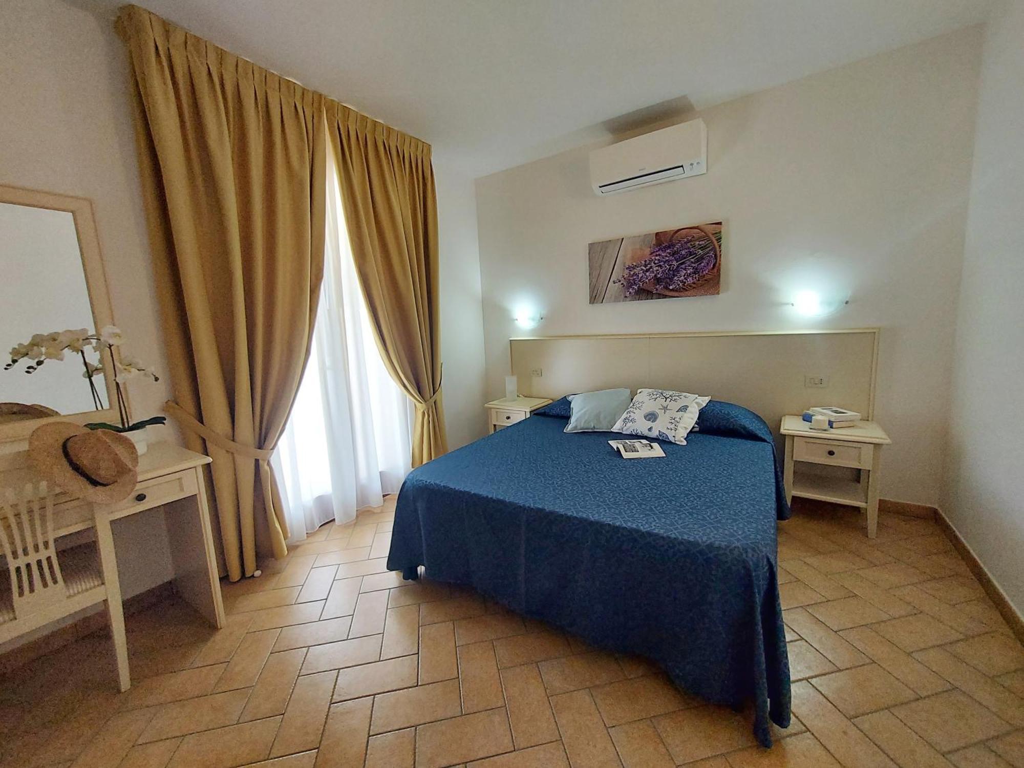 Lido Azzurro Residence Capoliveri  Habitación foto